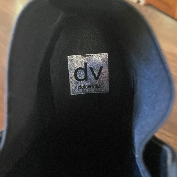 Sz 7 DV by Dolce Vita Black Leather Pull On “Rango” Boots - Picture 10 of 10